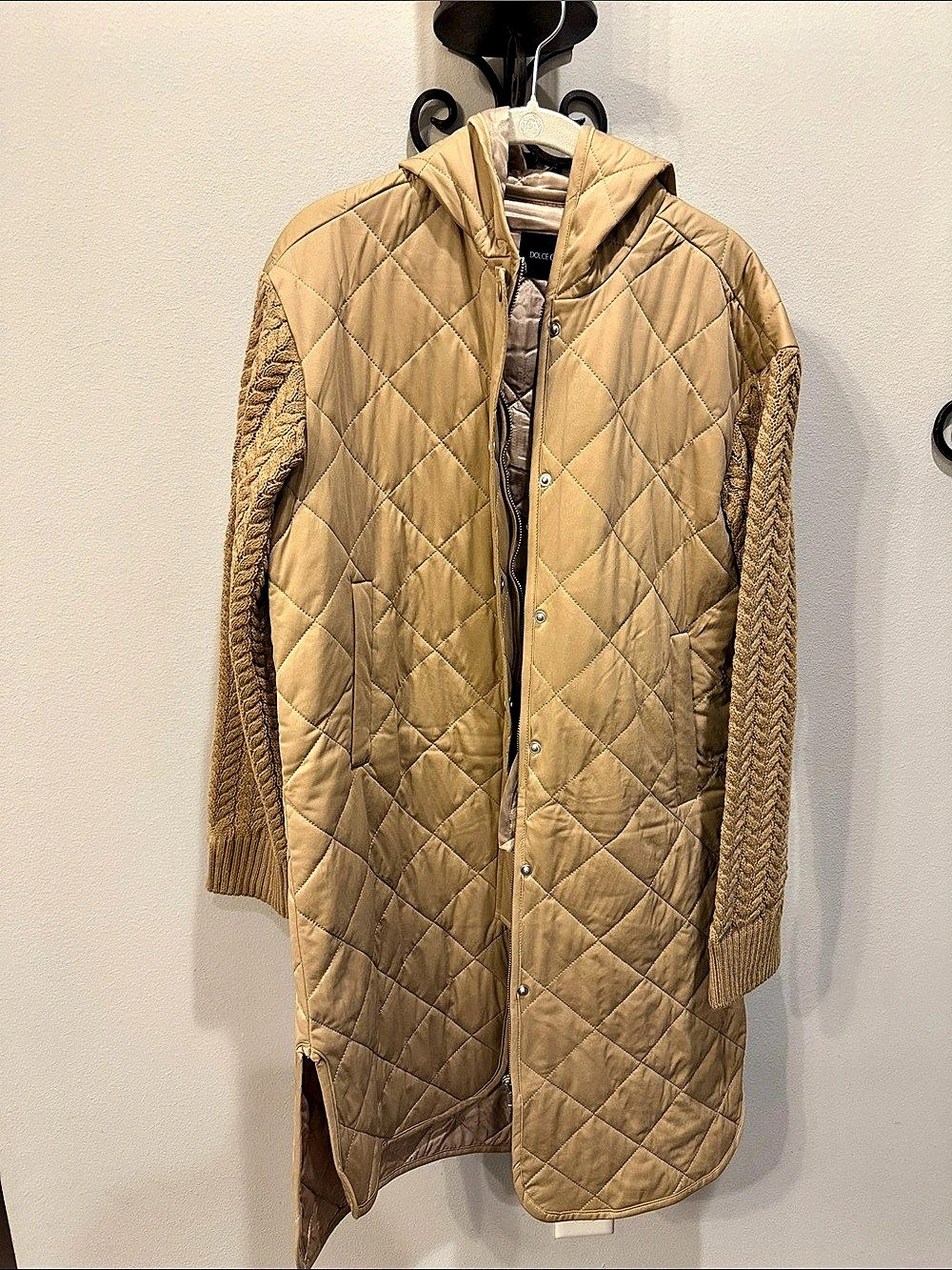 Dolce Cabo Quilted Hooded Coat in Brown Size Medium NWT